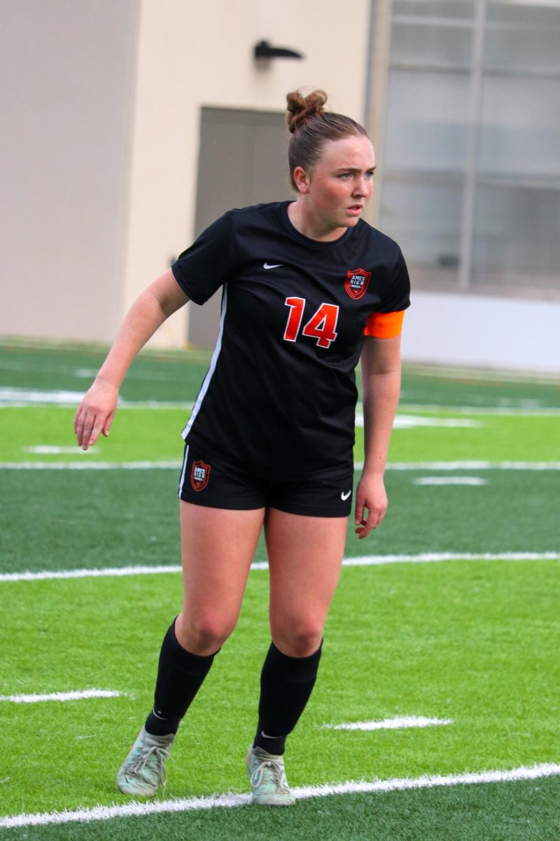Annika Hinson has her eyes focused on the pitch ahead.
